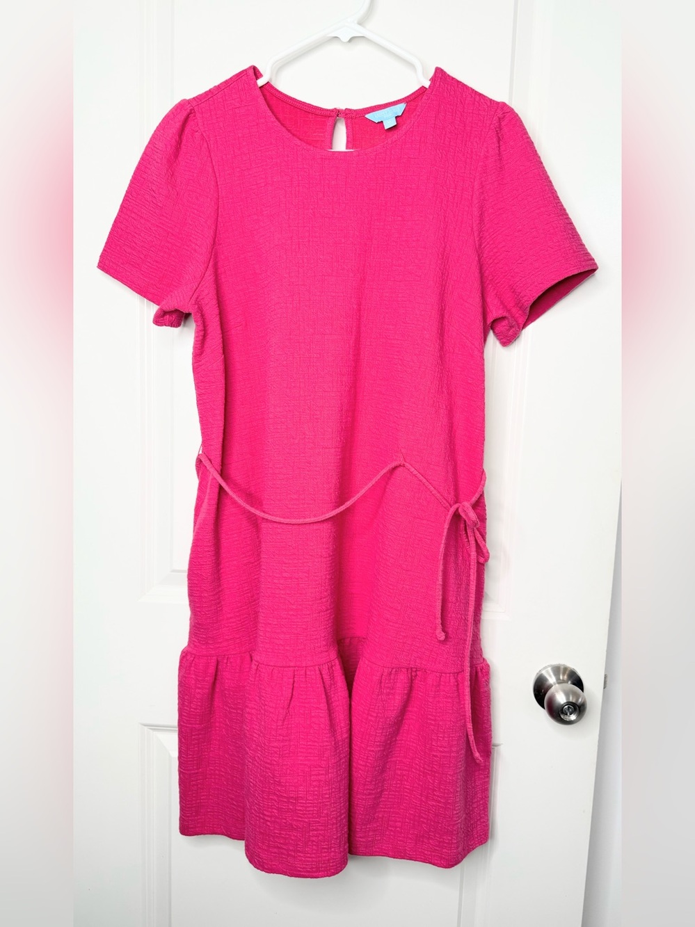 Draper James RSVP Pink Midi Dress M Textured Ruffle Hem Tie Waist Feminine